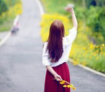 唯美意境伤感治愈系女生背影大图