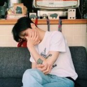 闪动男生头像 qq阿宝色男生头像