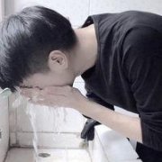 现在的生活不是我想要的.但是我自找的