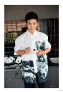 张晓龙冬日封面大片 展示暖男风采