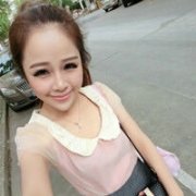唯美可爱QQ头像女生:看着他对别人微笑对你冷漠你真的不会难过么