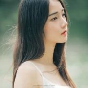 女生就是因为感动而心生喜欢的物种 美女头像