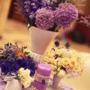 女生抱花的唯美头像 如花一般的青春