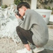 把最后一滴泪淌在心中 韩系帅气的男生头像