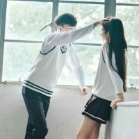 落落大方才会招人喜 情侣头像
