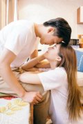 清纯系列男生女生QQ情侣系列皮肤图片:对的人