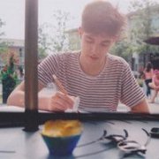 男头像欧美成熟 阳光下的大暖男