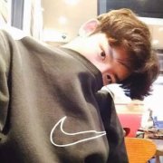 帅小伙男生头像 男生简单创意头像
