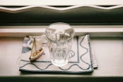 强权是这么产生的 微信背景图片