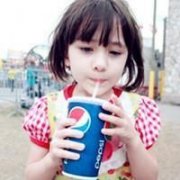 个性头像的小孩子眼神 欧美个性小美女精选