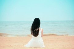 唯美与海边有关的女生大图 小爷有小爷的独特范