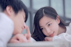 安静的甜蜜情侣个性空间图片 不要为今天的烦恼愁眉苦脸反正明天