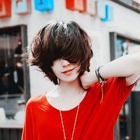 自信心爆棚 唯美红色气质女头像