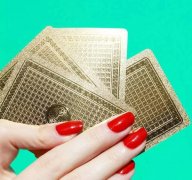 最具女人味的颜色,莫过于红色 红色系美甲 时尚美甲