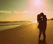 海边男生女生唯美图片深情对视合集