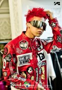 QQ伤感个性透明皮肤男生 一生都爱你,你却从来都不肯理我