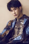 于朦胧最新秋冬写真 眼神温柔深邃尽显男神魅力