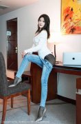 美女图片组图性感美人璀灿高挑凹凸别牛仔裤美女美臀美腿写真